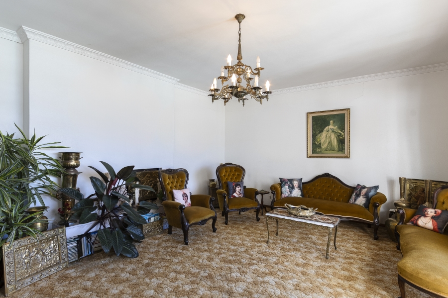 5 Bedroom Property for Sale in Lochnerhof Western Cape